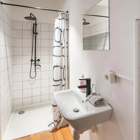Two-bedroom River Side In The Heart Of Antwerp